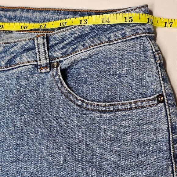 3 Sisters Stretch Denim Straight Leg Embellished Jeans with Bows Size 10 - Picture 10 of 12